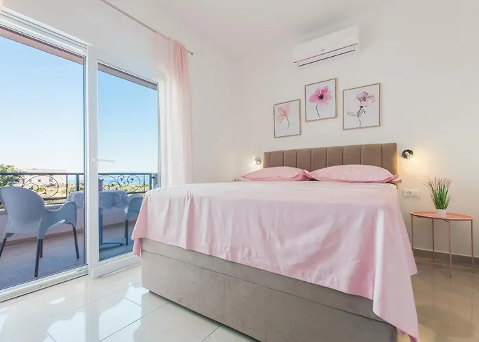 Konukevi Herceg Makarska