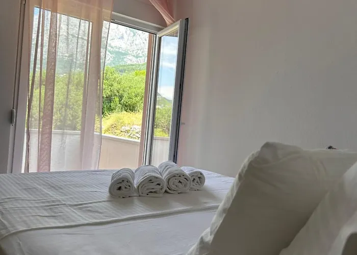 Konukevi Herceg Makarska